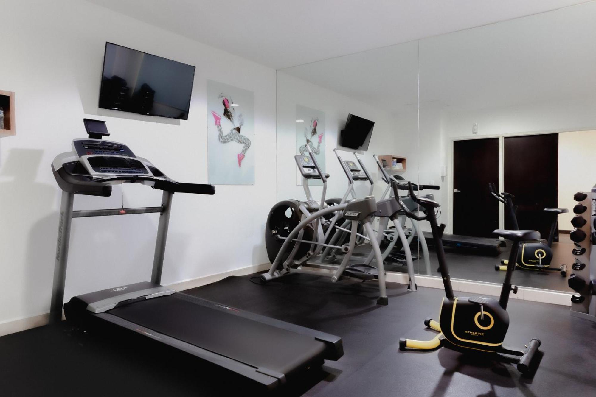 Sleep Inn Tijuana Ngoại thất bức ảnh