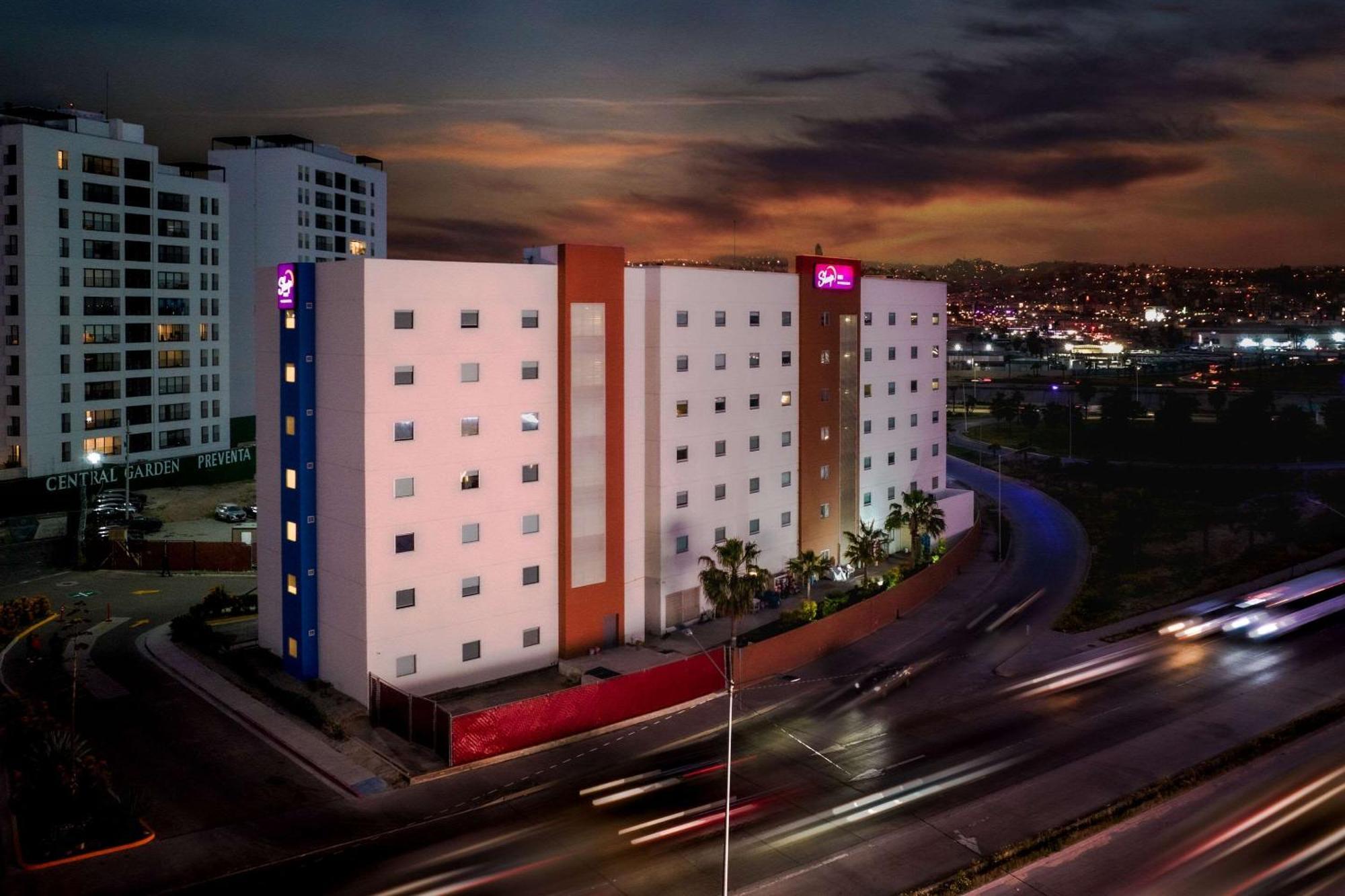 Sleep Inn Tijuana Ngoại thất bức ảnh